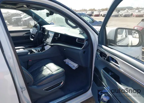 2022 Jeep Grand Wagoneer Series Iii 4X4 из США, поврежденный, VIN 1C4SJVGJ0NS116845